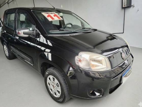 FIAT UNO 1.0 VIVACE 8V FLEX 4P MANUAL